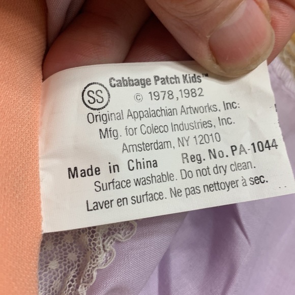 Cabbage Patch doll Preemie brown eyes purple gown 1982 - Picture 8 of 11